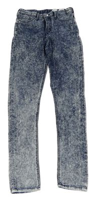 Tmavomodro-bílé plísňové teplákové skinny fit rifle H&M