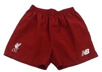 Vínové sportovní kraťasy s logem New Balance