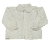 Bílá halenka s krajkami a zdobením 