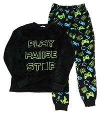 Černé plyšové pyžamo s nápisy a ovladači V BY VERY