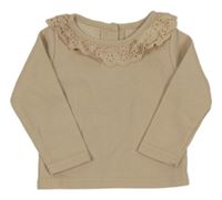 Béžové triko s volánkem s madeirou 