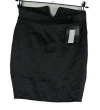 Nové - Dámská černá saténová minisukně PrettyLittle Thing