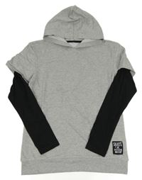 Šedo-černé triko s kapucí 