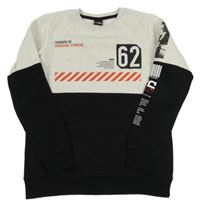 Světlešedo-černá melírovaná mikina s číslem a nápisy a skateboardem Chapter young