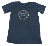 Tmavomodré tričko s potiskem 