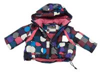 Černo-bílo-růžová vzorovaná šusťáková zimní bunda s kapucí