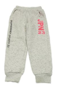 Bílé melírované tepláky s nápisem a číslem Superdry