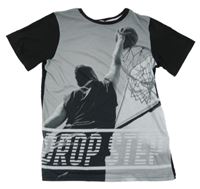 Šedo-černé tričko s basketbalistou H&M