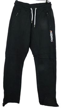 Pánské černé tepláky s logem Superdry 