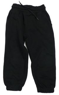 Černé tepláky Primark