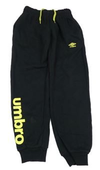 Černé tepláky s logem Umbro