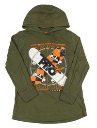 Khaki triko se skateboardy a kapucí F&F