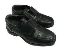 Černé koženkové společenské boty vel. 33