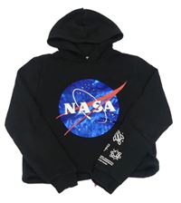 Černá crop mikina s NASA a kapucí C&A