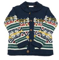 Tmavomodro-bílo-tmavozeleno-okrový pletený propínací svetr s vločkami a vzorem a límečkem ZY