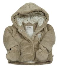 Světlehnědý plyšový zateplený kabátek s kapucí + rukavice 