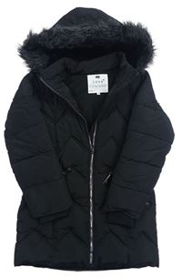 Černá šusťáková zimní bunda s páskem a kapucí F&F