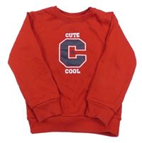 Červená mikina s písmenkem a nápisy 