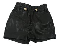 Černé koženkové kraťasy s gombíky River Island