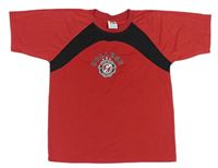 Červeno-černé tričko s potiskem
