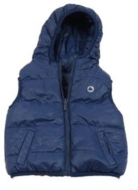 Tmavomodrá prošívaná šusťáková zateplená vesta s kapucí Mayoral