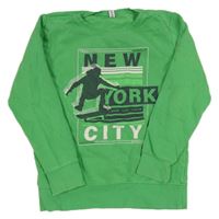 Zelená mikina s nápisy a skejťákem Yigga