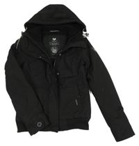 Černý šusťákový zimní bomber s odepínací kapucí ragwear                