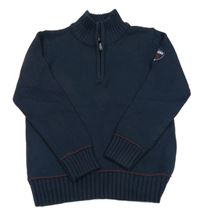 Tmavomodrý svetr s nášivkou na rukávu Pocopiano