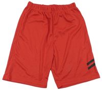 Červené sportovní kraťasy