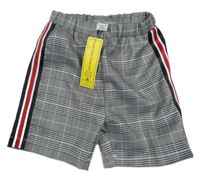 Nové - Černo-bílo-červené kostkované kraťasy s pruhy Shein