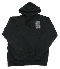 Černá mikina s potiskem a kapsou a kapucí 