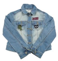 Modrá riflová crop bunda s nášivkami  