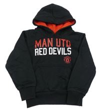 Černá fotbalová teplá mikina s nápisy - Manchester United a kapsou a kapucí 
