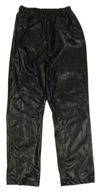 Černé koženkové legíny