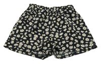 Černé květované kraťasy