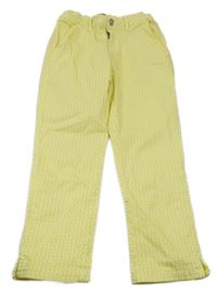 Žluto-bílé capri plátěné kalhotky s motýlky Okaidi