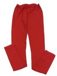 Červené legíny Soch