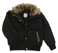 Černá šusťáková prošívaná zimní bunda s kožíškem Piazaitalia