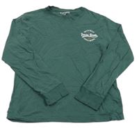 Zelené triko s nápisem 