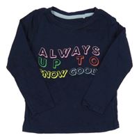 Tmavomodré triko s nápisem George