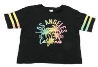 Černé crop tričko s barevným potiskem a pruhy na rukávech C&A