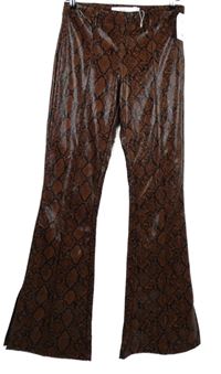 Nové - Dámské hnědo-černé vzorované koženkové zvonové kalhoty Bershka 