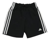 Černé sportovní kraťasy s logem Adidas