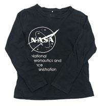 Černé triko s nápisy a potiskem - NASA name it.
