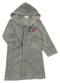 Šedý chlupatý župan s autem a kapucí 