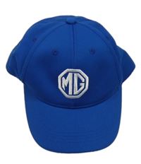 Tmavomodrá kšiltovka s výšivkou 