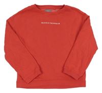 Červená mikina s nápisem Next