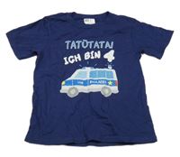 Tmavomodré tričko s policejním autem