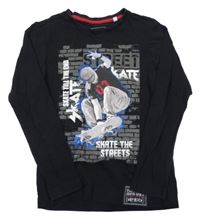 Černé triko se skateboardistou C&A