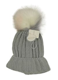 Nové - Šedá čepice s bambulí Primark